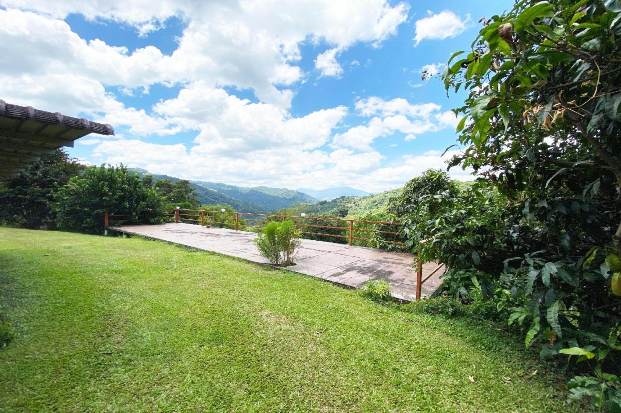 Tambunan Nature Lodge Kültér fotó